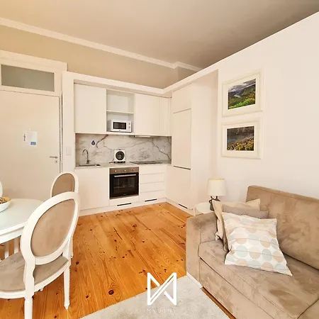 Appartamento Mystay - Tomás Center *